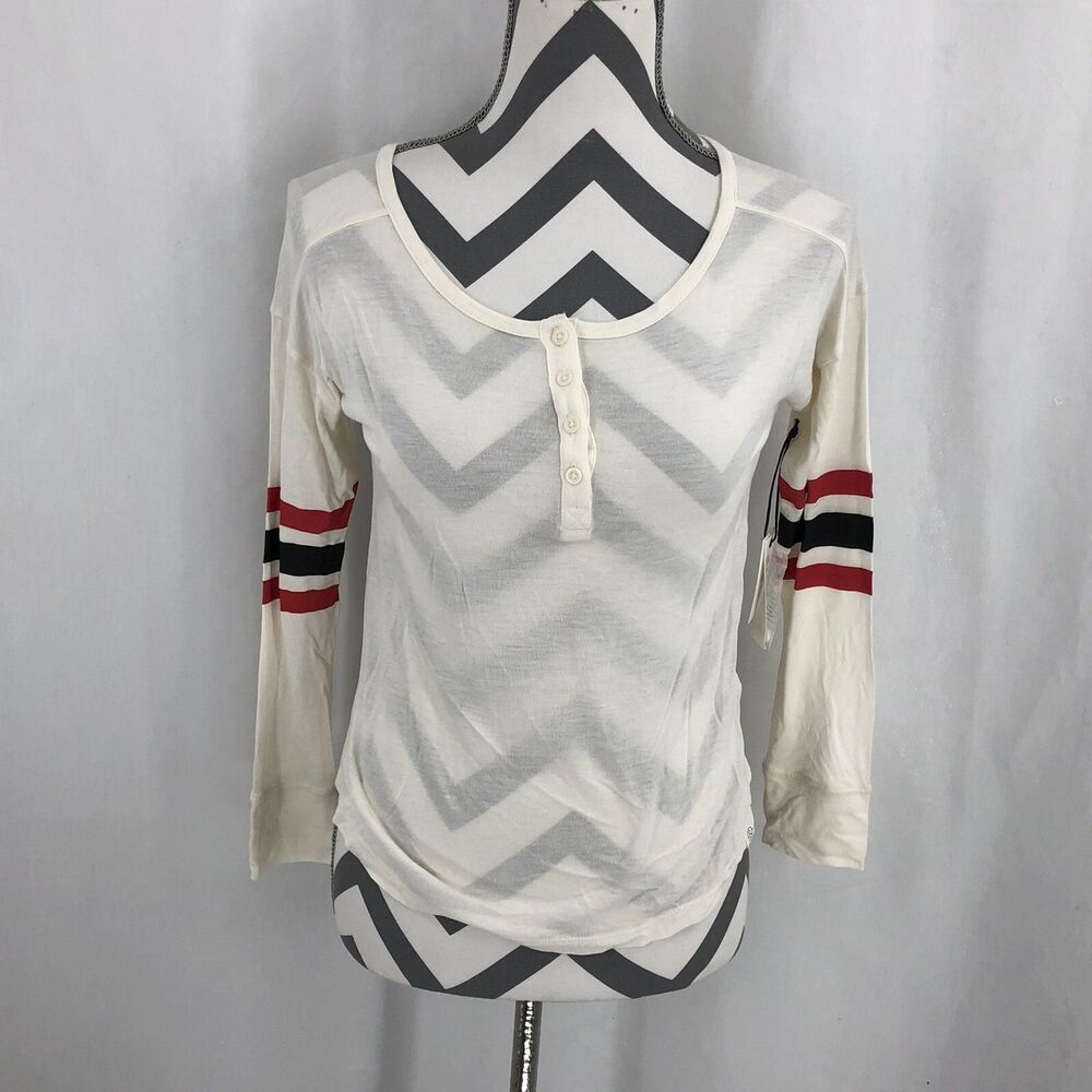 Treasure and Bond T&B White Long Ringer Sleeve 1/4 Button Neck T Shirt Small